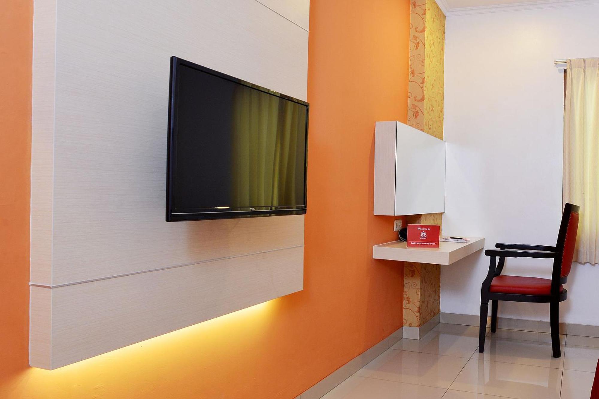 Hotel Zen Pasteur Babakan Jeruk 2*